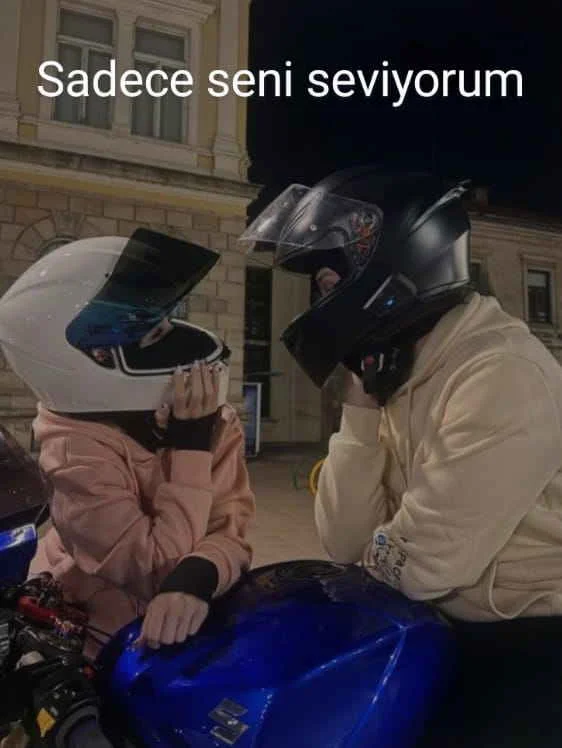 Sadece seni seviyorum kitap kapağı