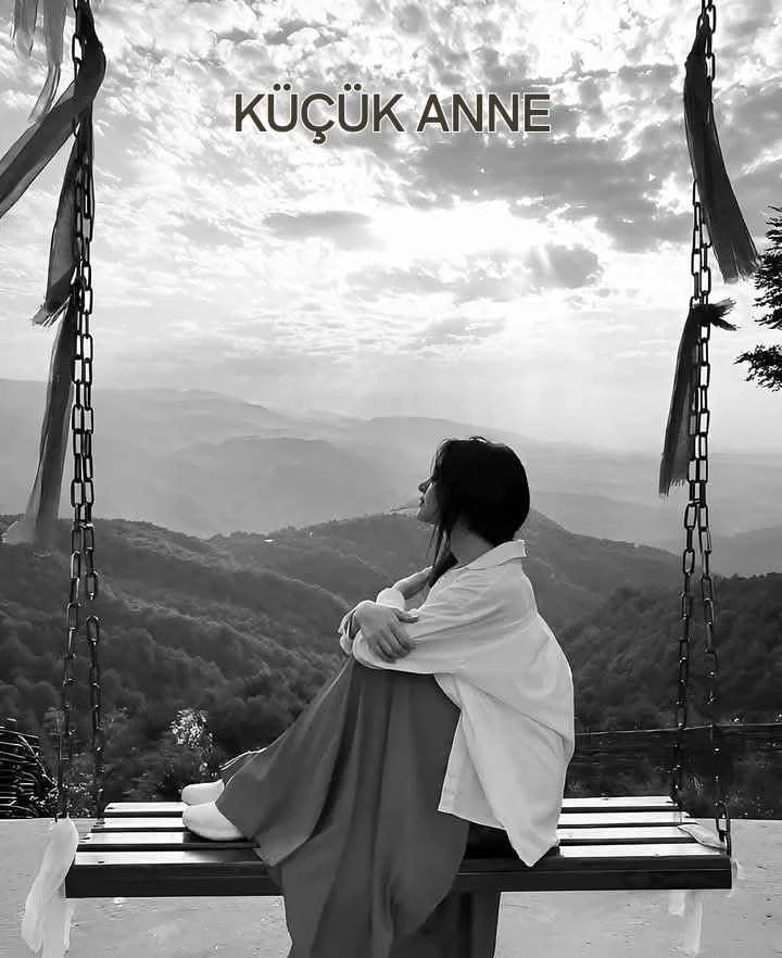 Küçük anne kitap kapağı
