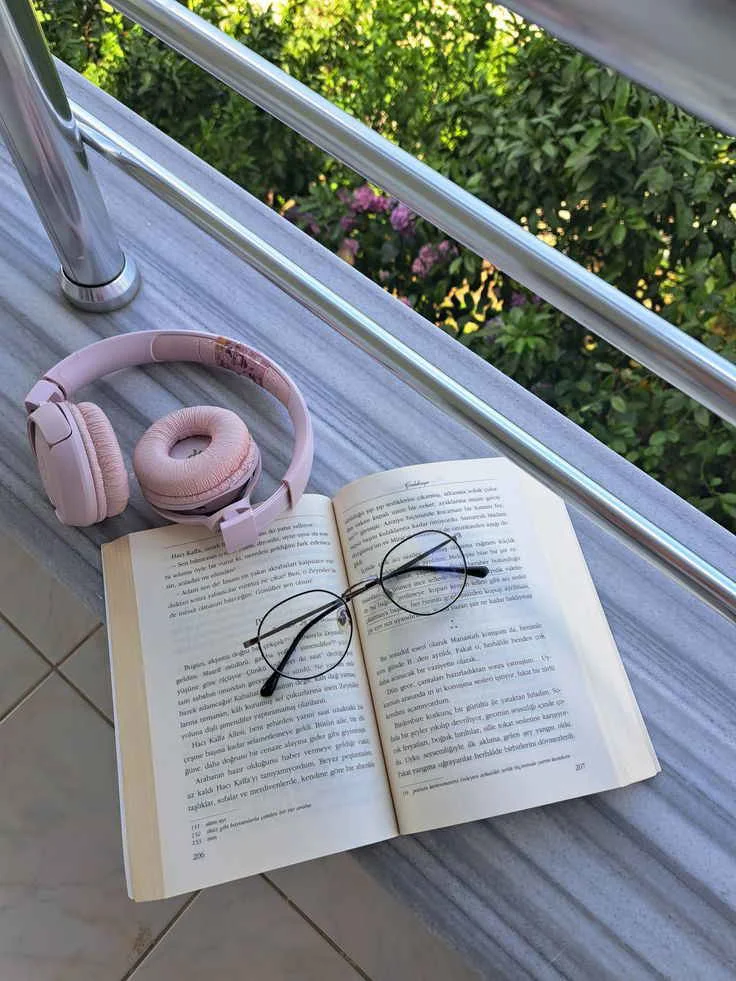 Hayat sonsuzdur kitap kapağı