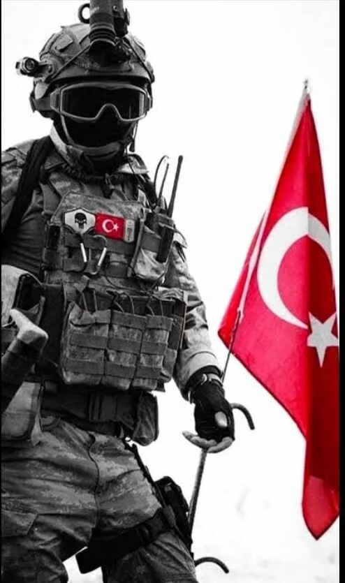 Asker kitap kapağı