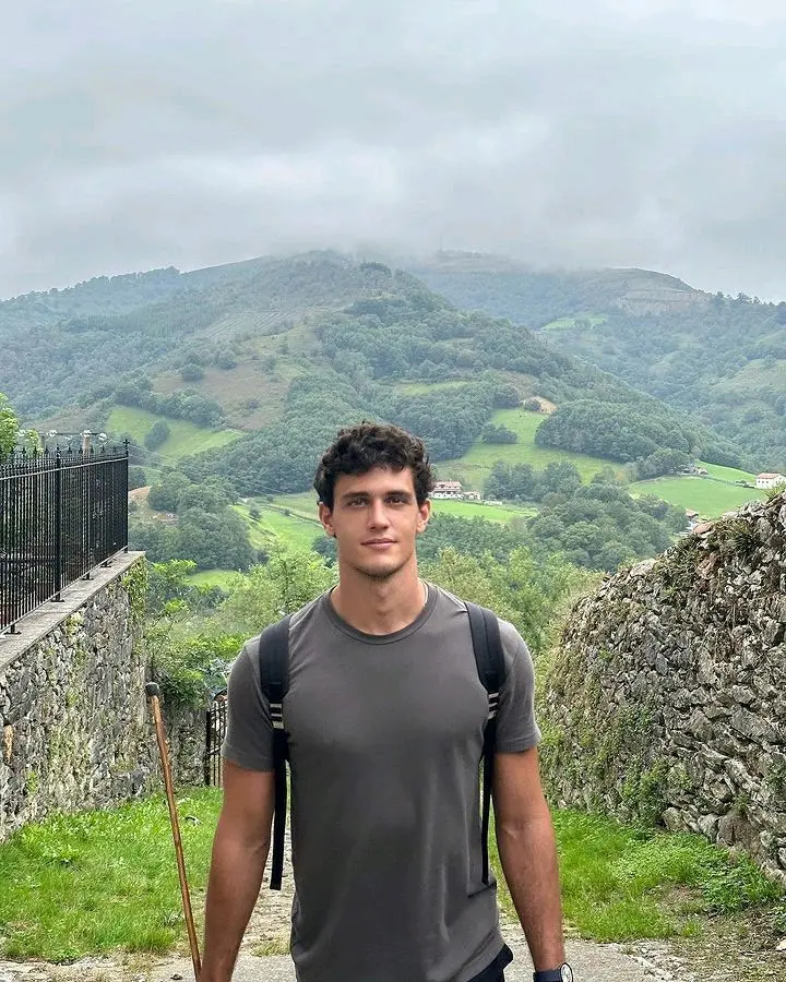 Giray Tan Adanır karakter görseli