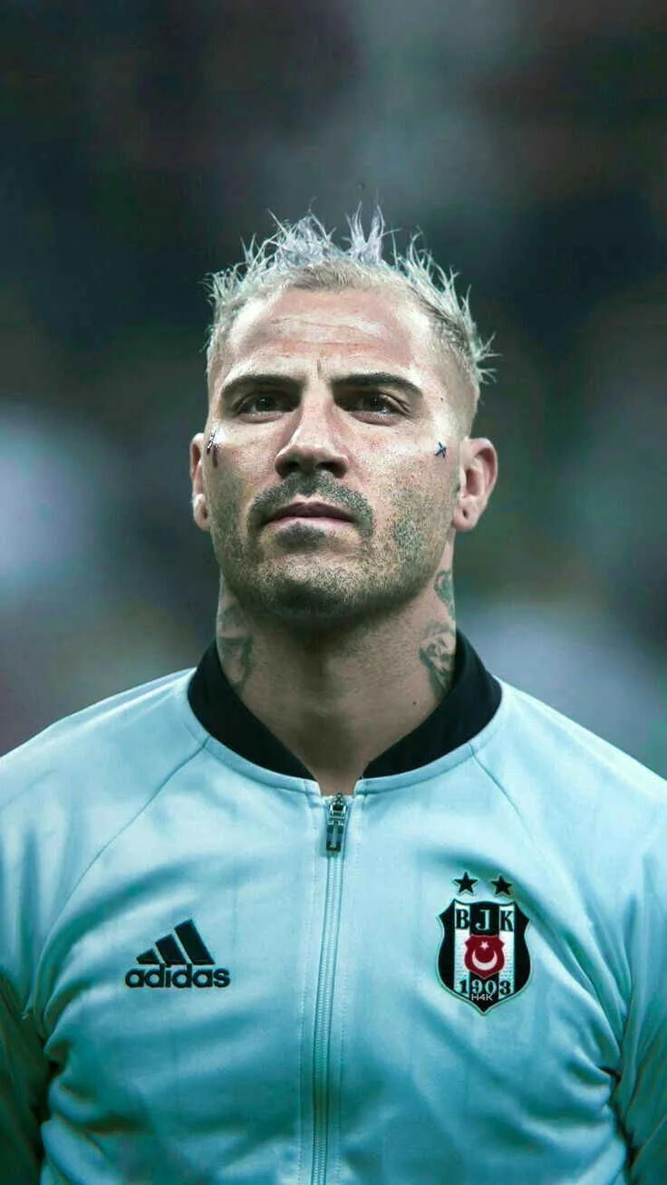 Futbol Efsaneleri — Yaaren Berraa