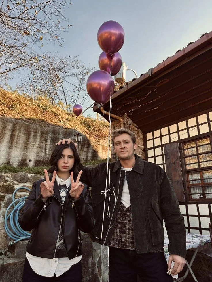 𝑫ÜŞ𝑴𝑨𝑵 𝑲𝑰𝒁𝑰 — Güneş Işıl