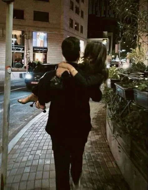 Lavin kitap kapağı