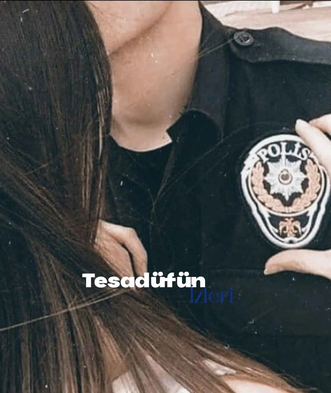 Tesadüfün İzleri kitap kapağı