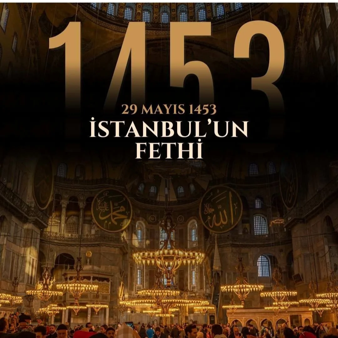 1453 İSTANBUL'UN FETHİ kitap kapağı