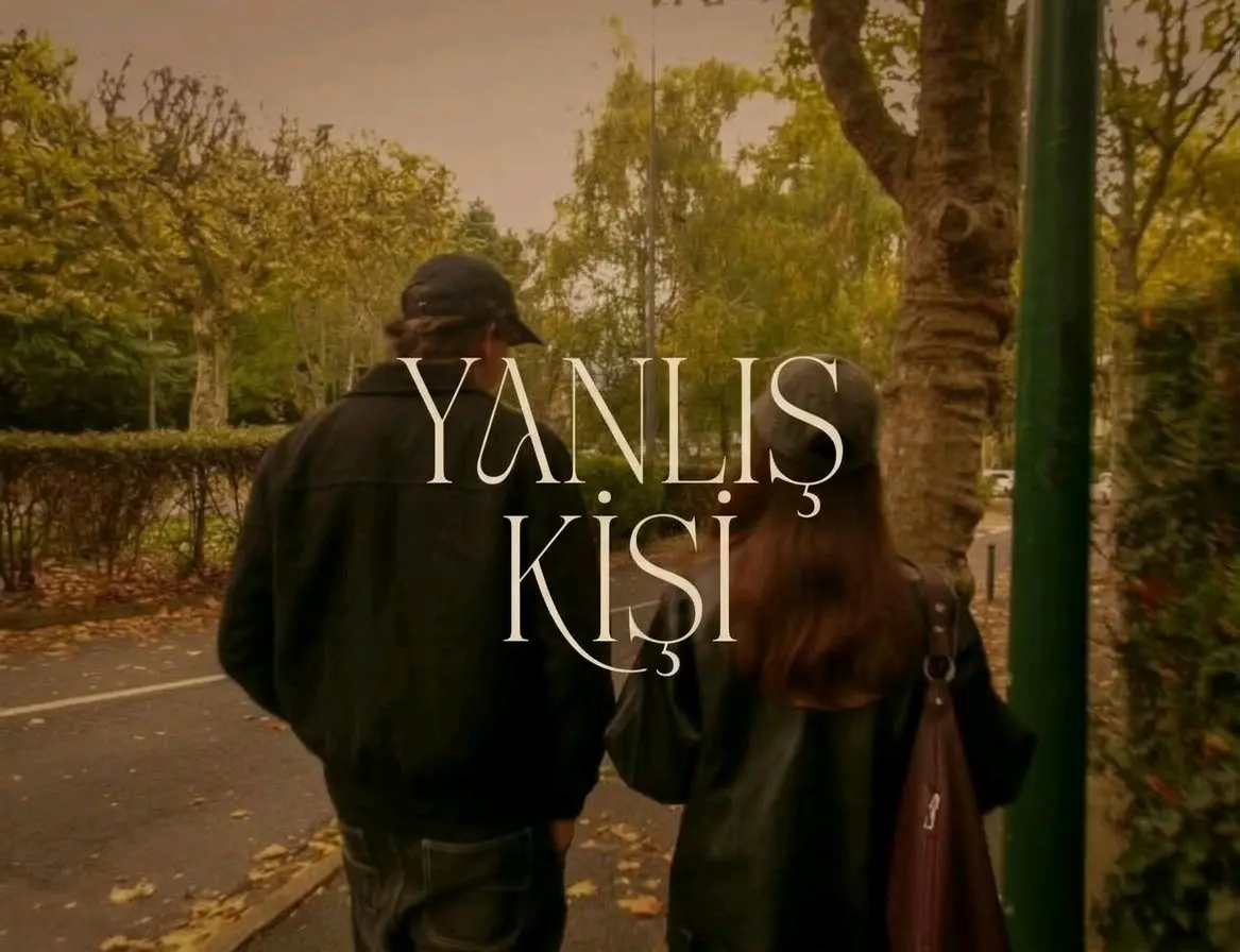 Yanlış Kişi | TAMAMLANDI kitap kapağı