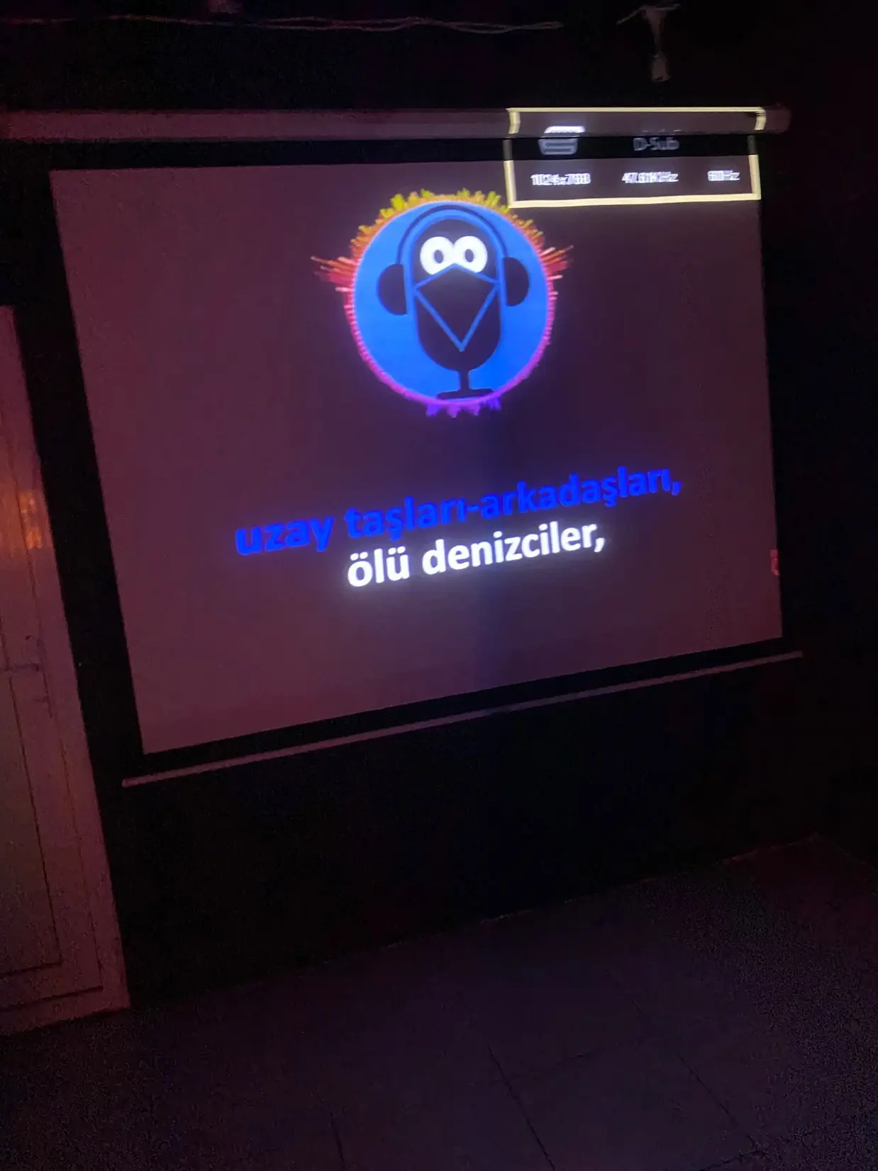 Geçmişin Bağlarıyla Oluşan Aşk kitap kapağı