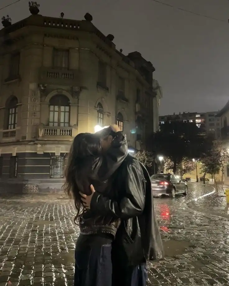 Sarılırım birine — Eflal ✮⋆˙(!)