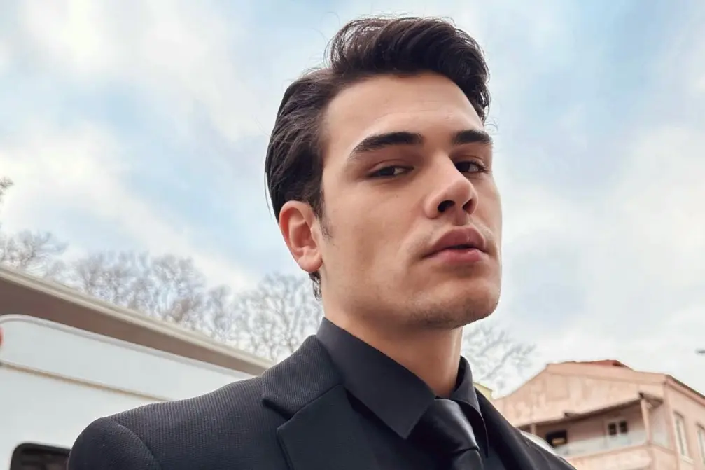 Karan sancaktar karakter görseli