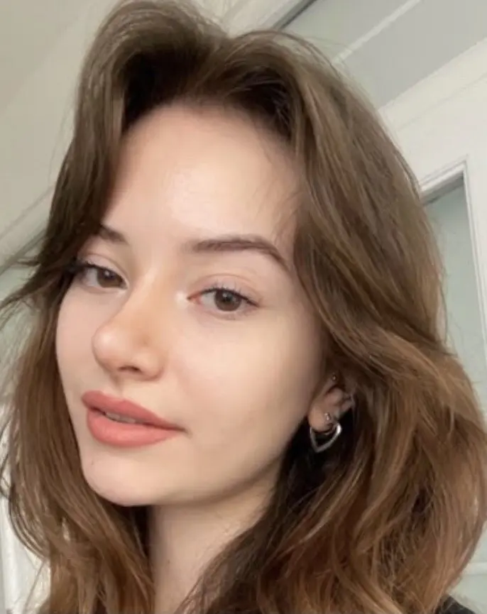 Zeynep Aydın karakter görseli