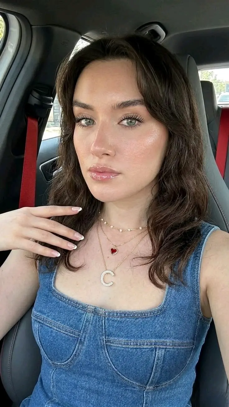 Sinem Karahan karakter görseli