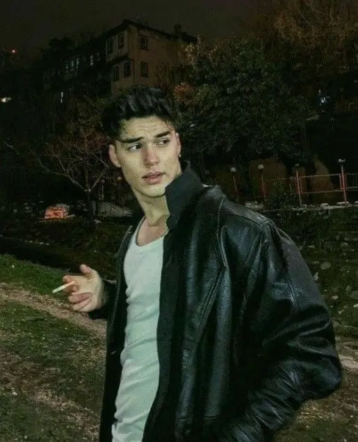 Savaş Tekin karakter görseli