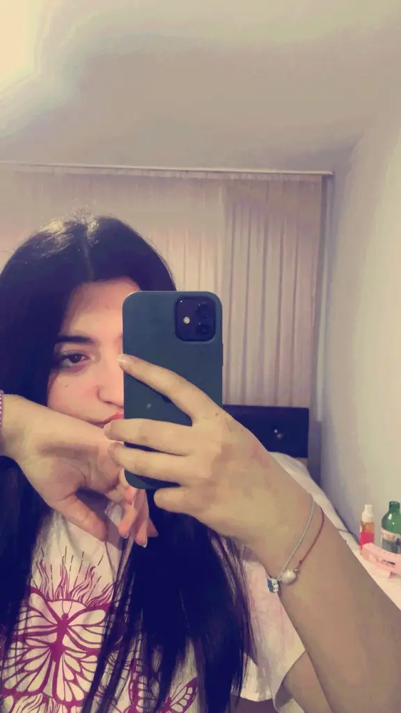 Azranur Çakan profil fotoğrafı