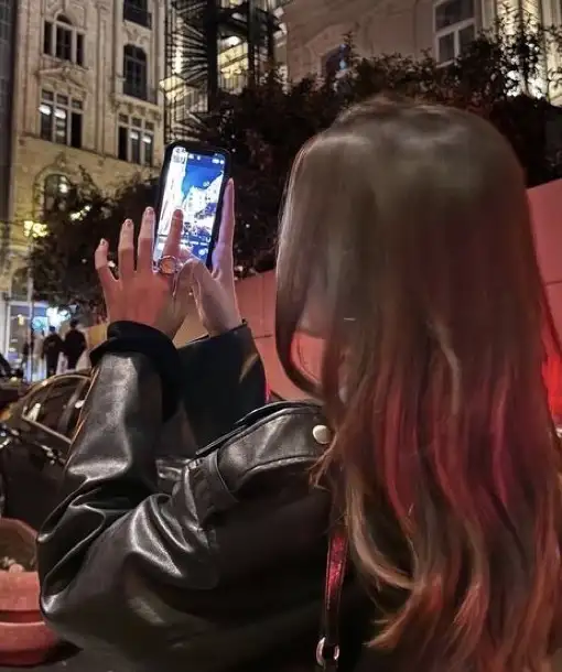 Eylül su Yalçın profil fotoğrafı
