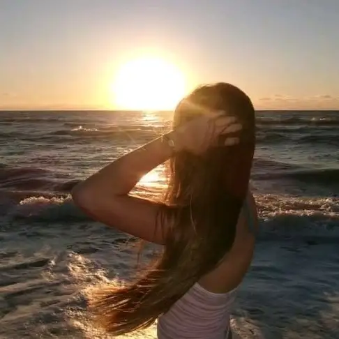 Açelya Sarı profil fotoğrafı