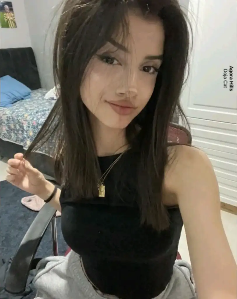 Hümeyra simsek profil fotoğrafı