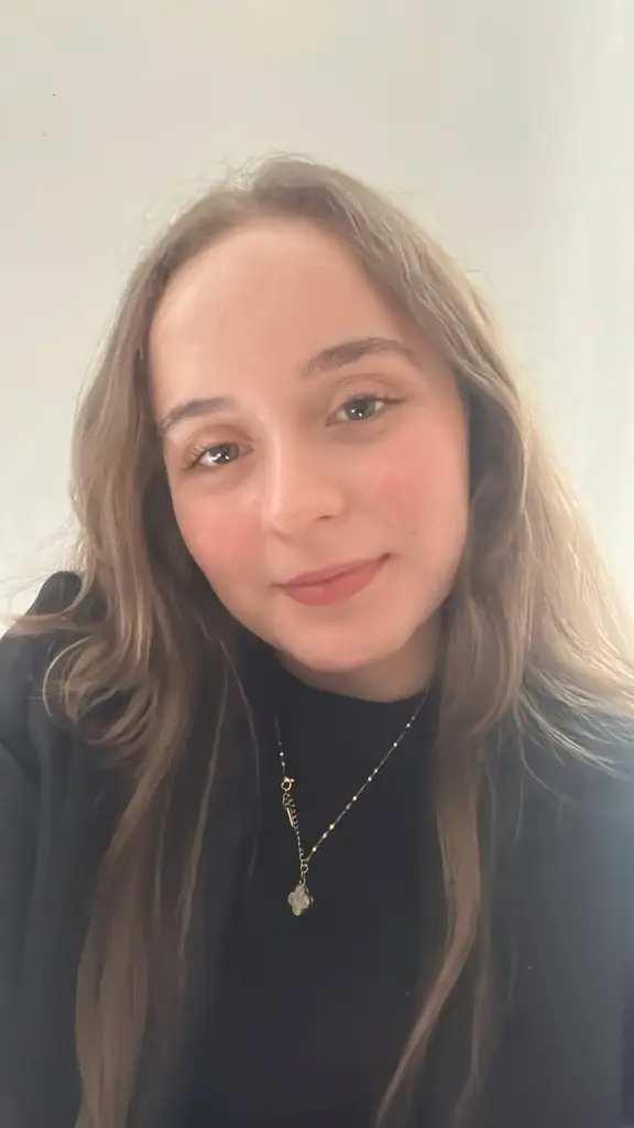 Derya Demirci profil fotoğrafı