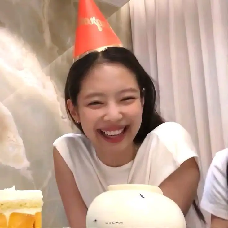 Jenniee<3 🐰 profil fotoğrafı